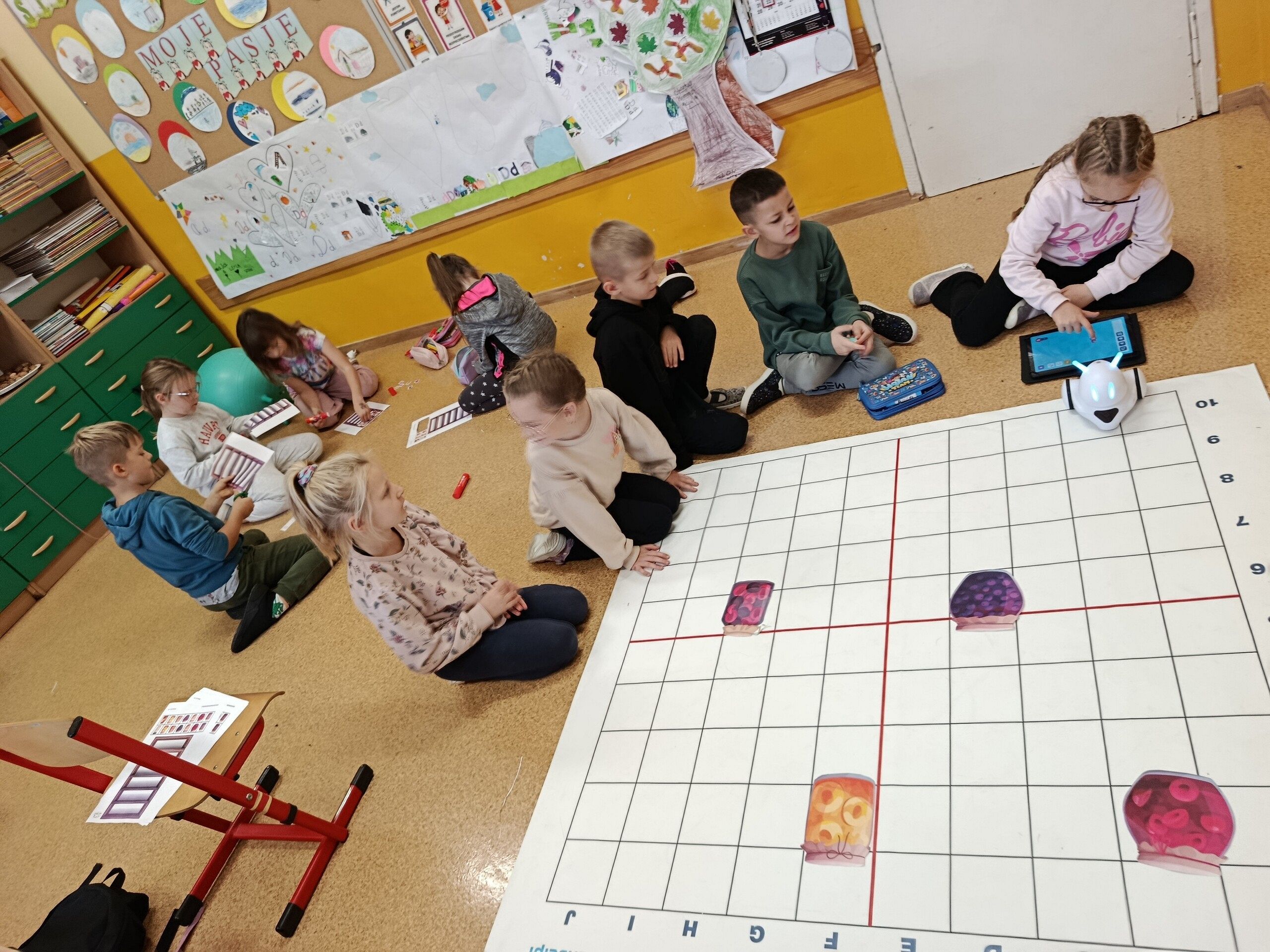 Europejski Tydzień Kodowania CodeWeek w klasach 1