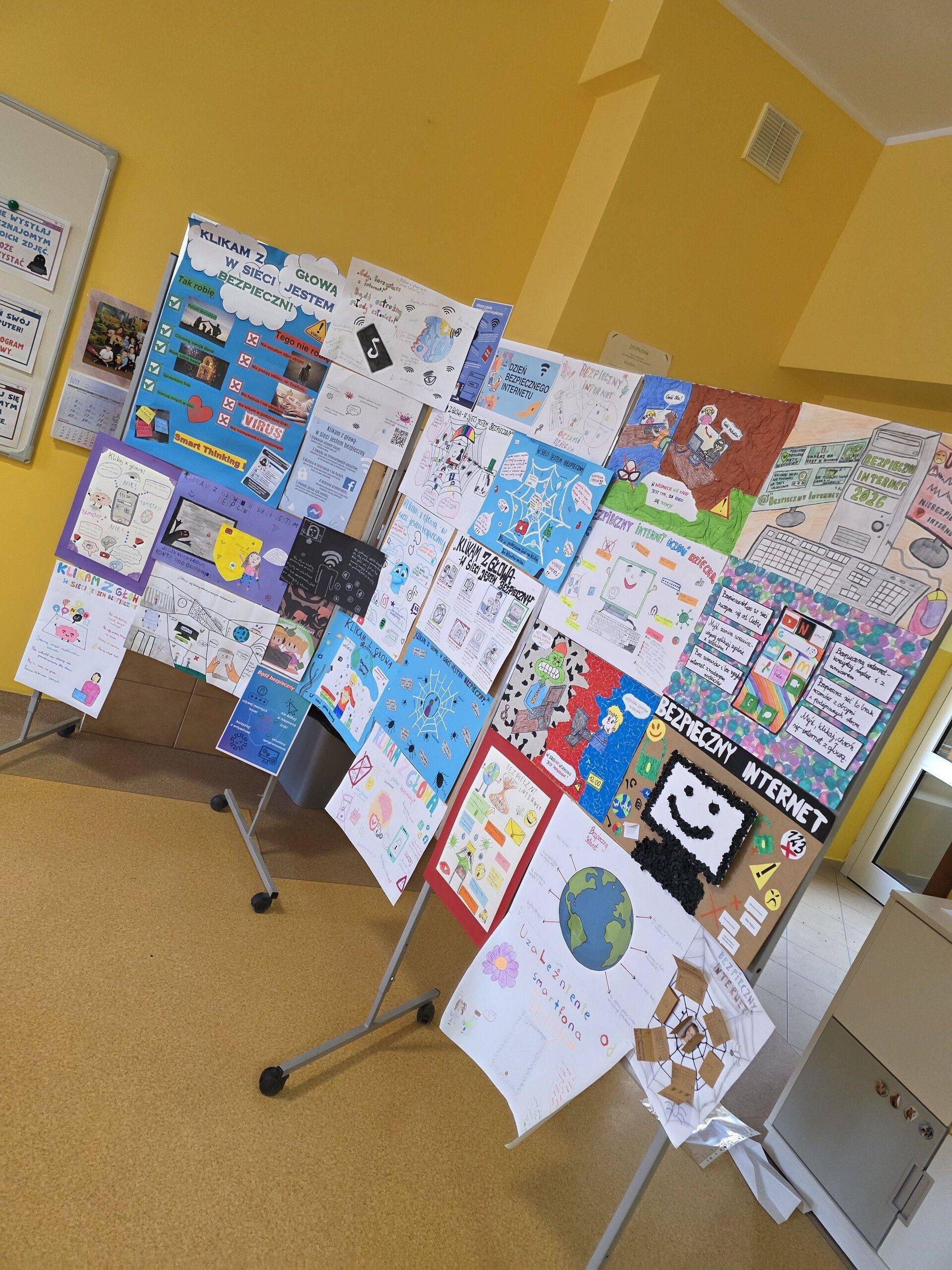 Wyniki konkursu szkolnego w ramach Dnia Bezpiecznego Internetu.
