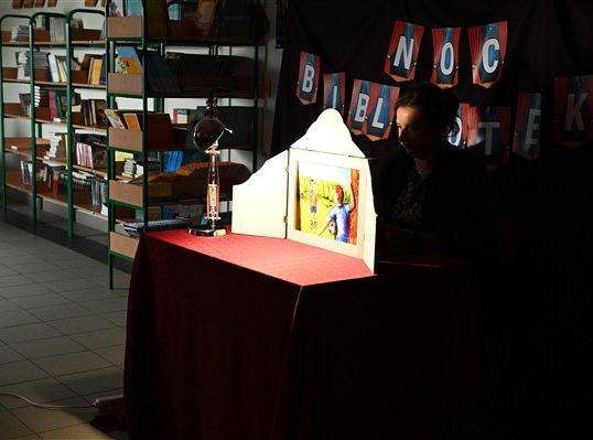 Grafika #4: Noc Bibliotek