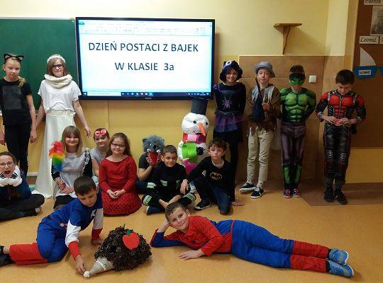 Grafika #7: Dzień Postaci z Bajki