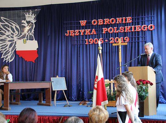 Grafika #7: W obronie języka polskiego 1906 - 2019