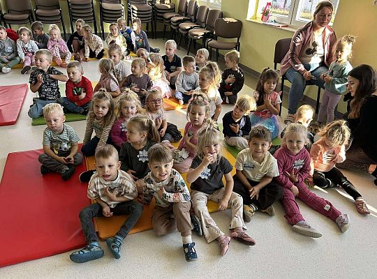 Spotkanie z policjantem w przedszkolu