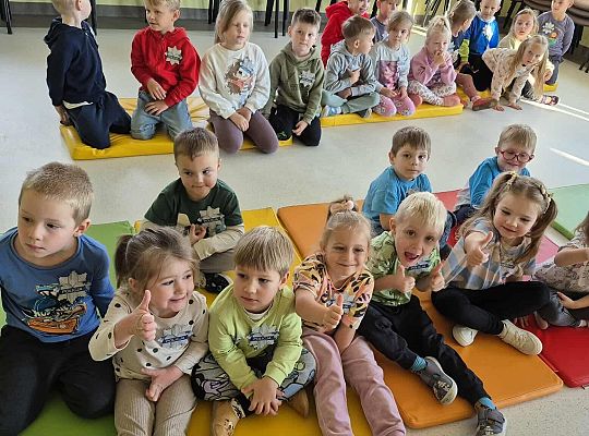 Spotkanie z policjantem w przedszkolu