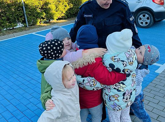 Spotkanie z policjantem w przedszkolu