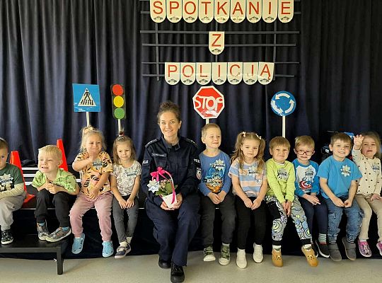 Spotkanie z policjantem w przedszkolu