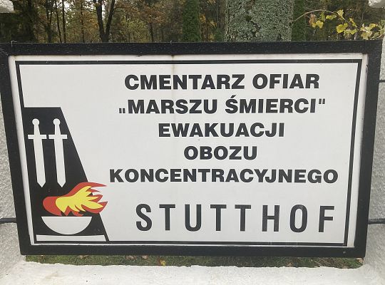 Cmentarz Ofiar Marszu Śmierci - NAWCZ Wycieczka kl. 1A i 1B
