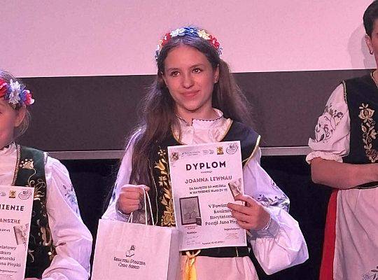 3 miejsce w Powiatowym Konkursie Recytatorskim dla naszej uczennicy
