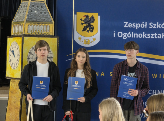 Wracamy z Wojewódzkiego konkursu z wyróżnieniem